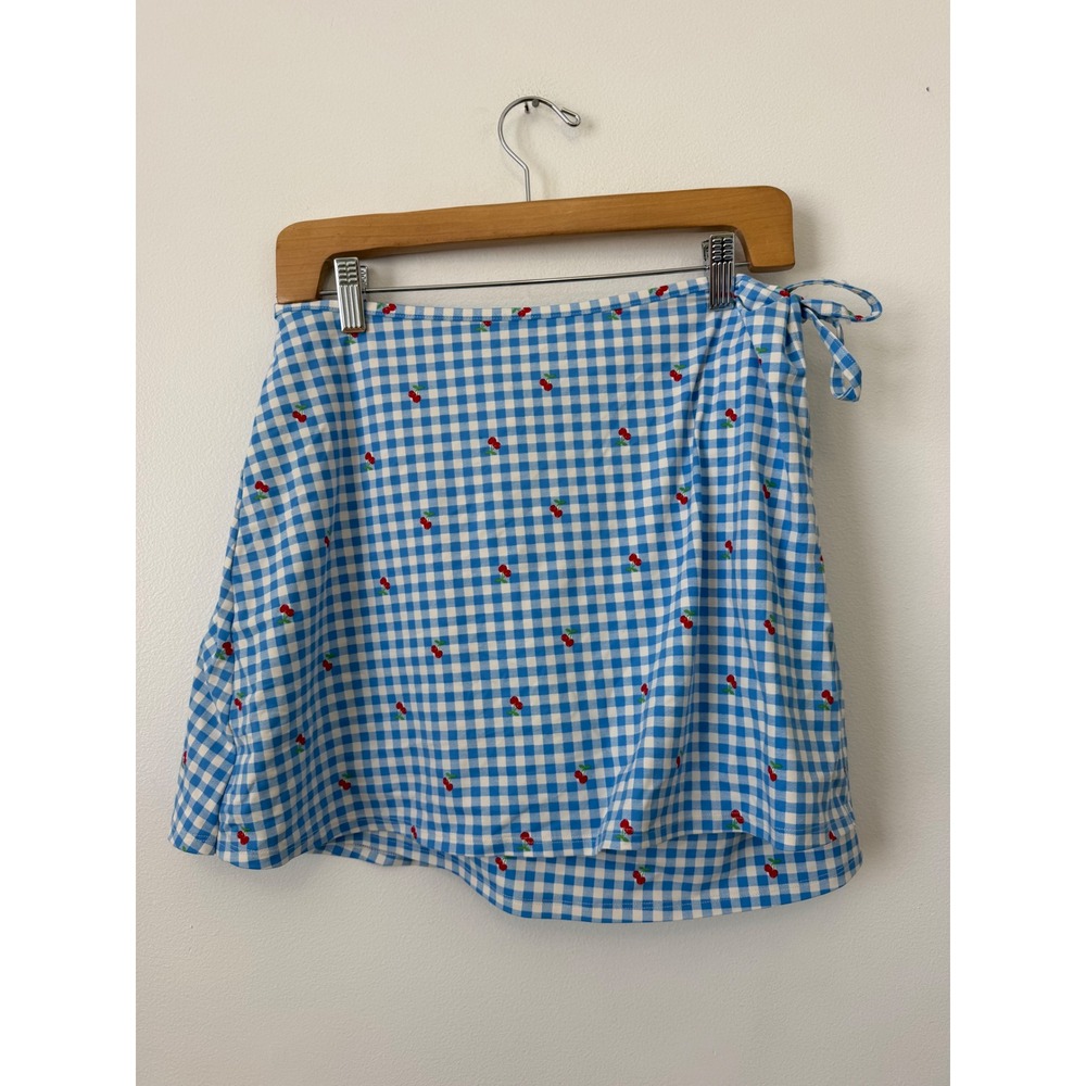 All In Motion Knit Wrap Skort – Blue Gingham Cherry Print – Women's Medium - Picture 2 of 5